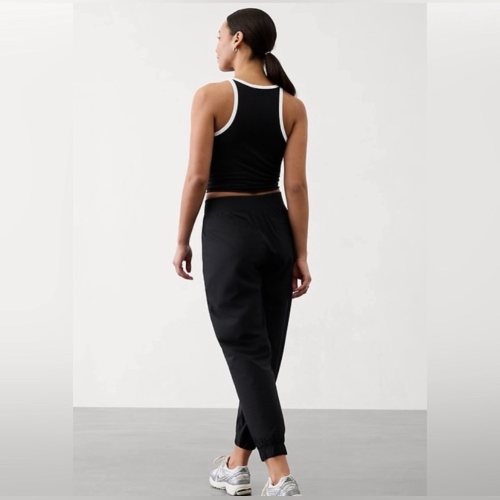 ATHLETA BROOKLYN JOGGERS LINED WOMEN’S SZ 6 BLACK NWOT TEXTURED ZIPPER POCKETS - Picture 4 of 9